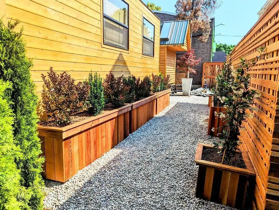 Stay Portland Collection - Tiny Farmhouse - Walk To Local Shops & Restaurants 0*,  United States