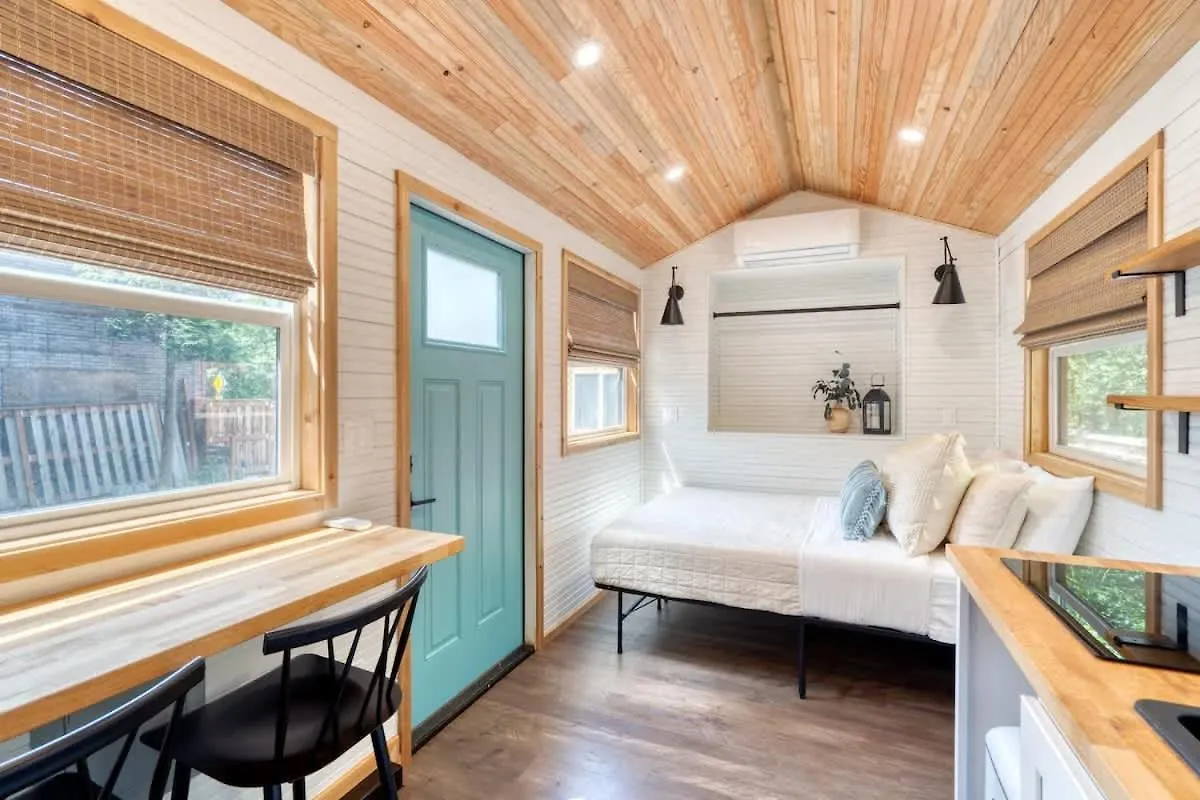 Stay Portland Collection - Tiny Farmhouse - Walk To Local Shops & Restaurants