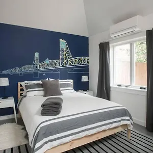 The Hawthorne Hideaway Holiday home